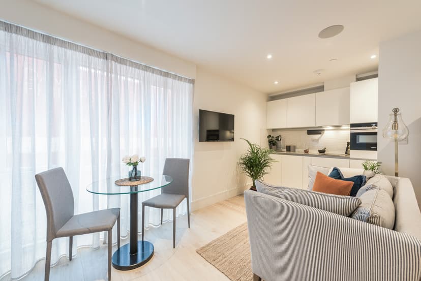 Beckett House, Flat 4