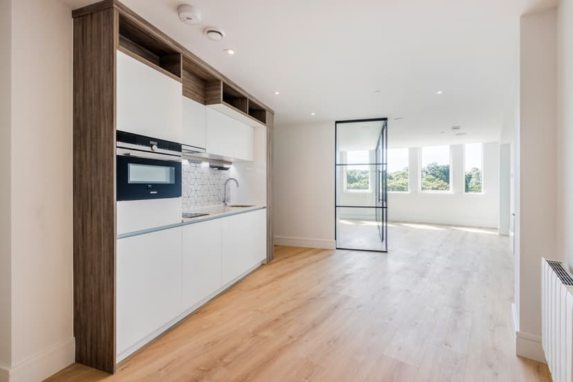 Capella Court, Brighton Road 725